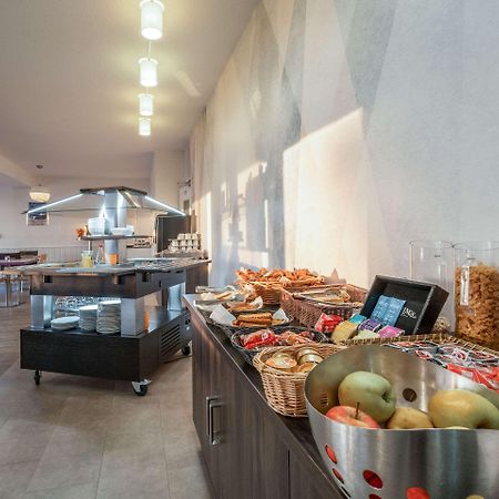 Comfort Hotel Linas - Montlhery Bagian luar foto