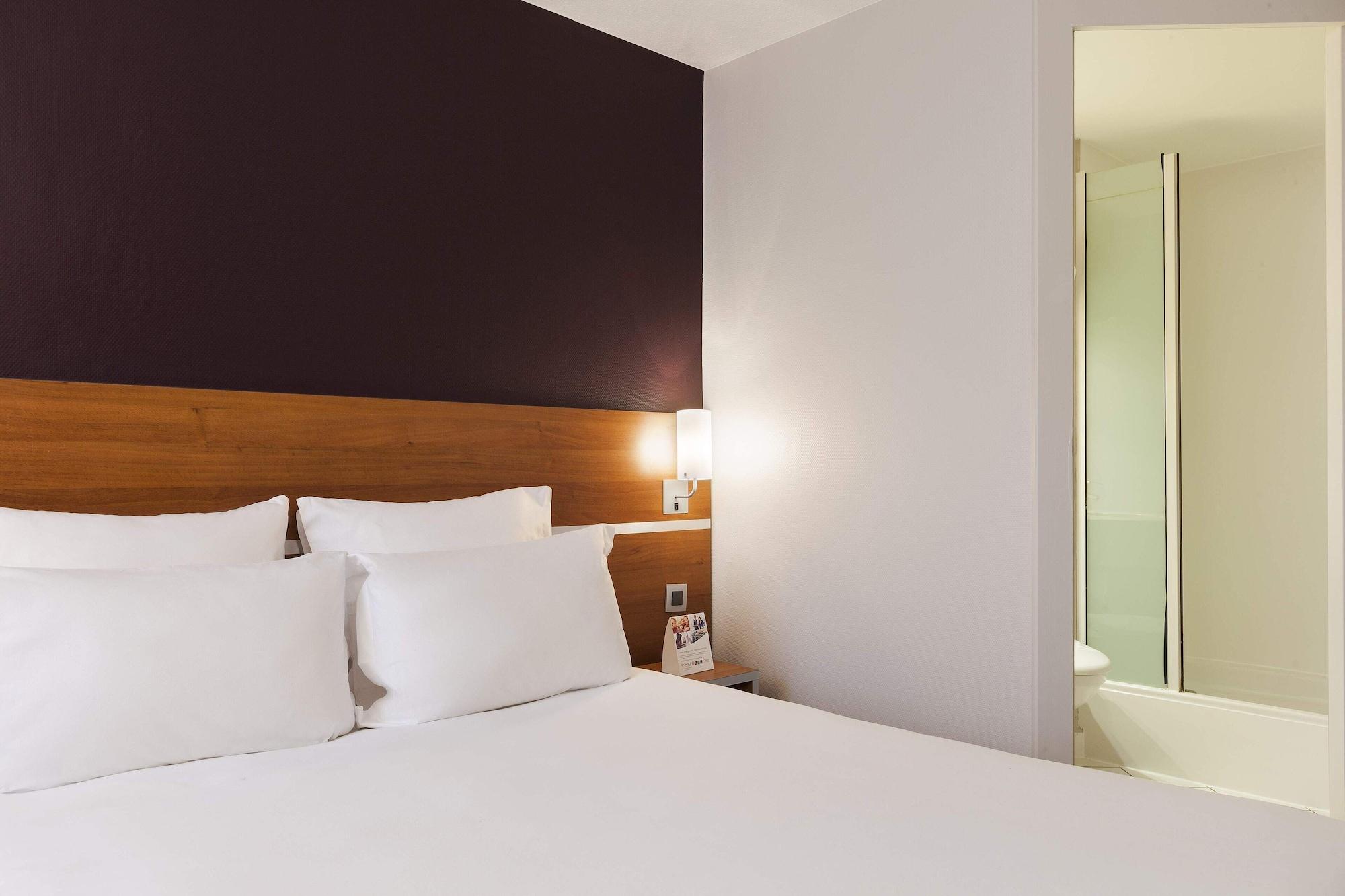 Comfort Hotel Linas - Montlhery Bagian luar foto