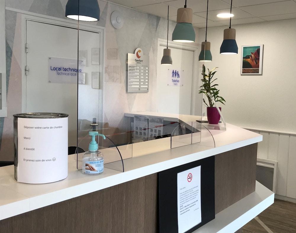 Comfort Hotel Linas - Montlhery Bagian luar foto