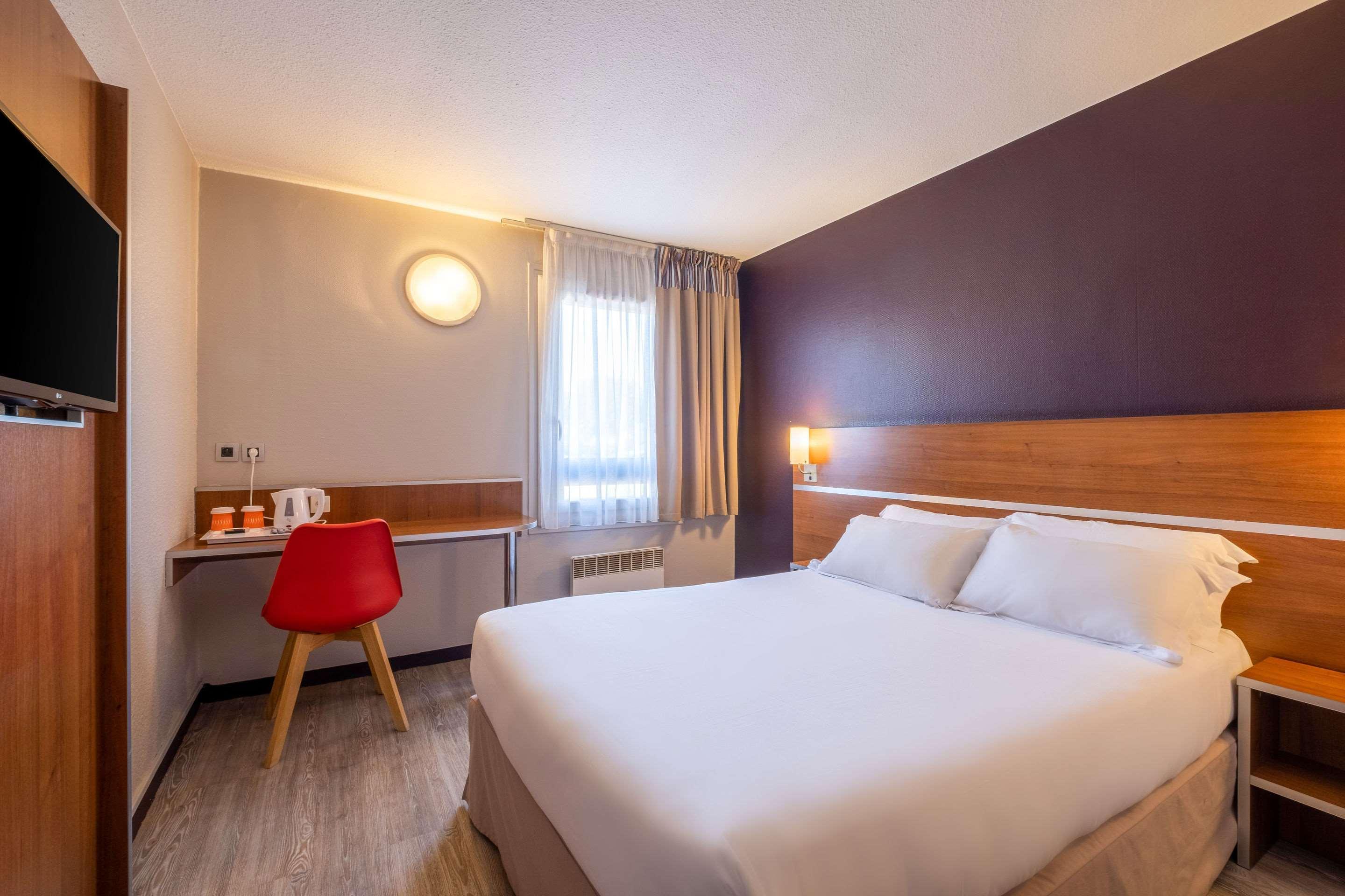 Comfort Hotel Linas - Montlhery Bagian luar foto