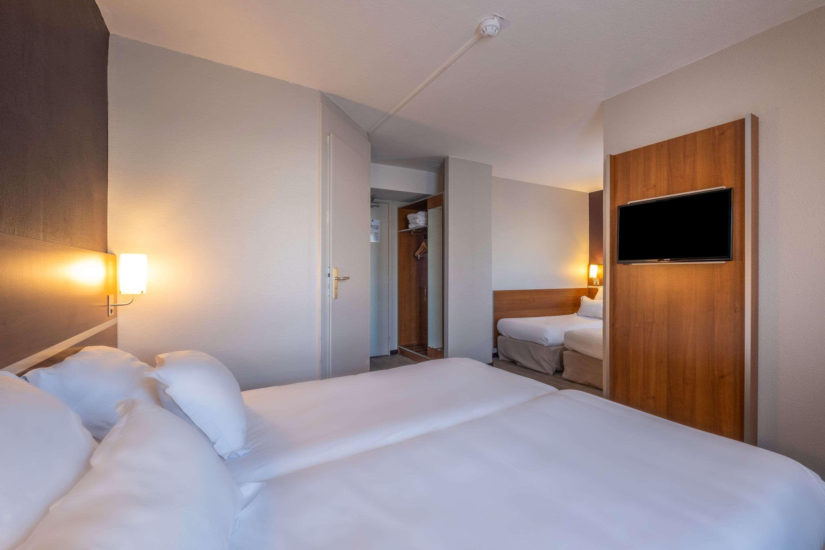 Comfort Hotel Linas - Montlhery Bagian luar foto