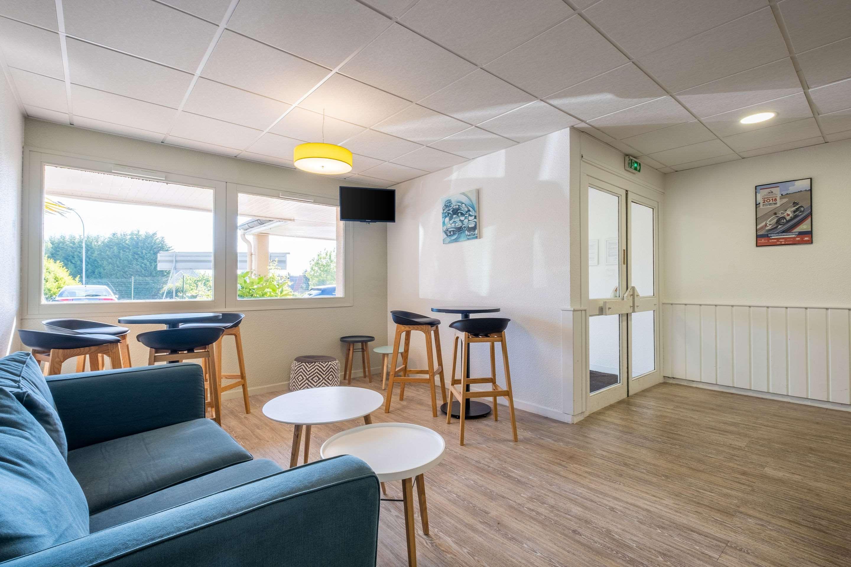 Comfort Hotel Linas - Montlhery Bagian luar foto