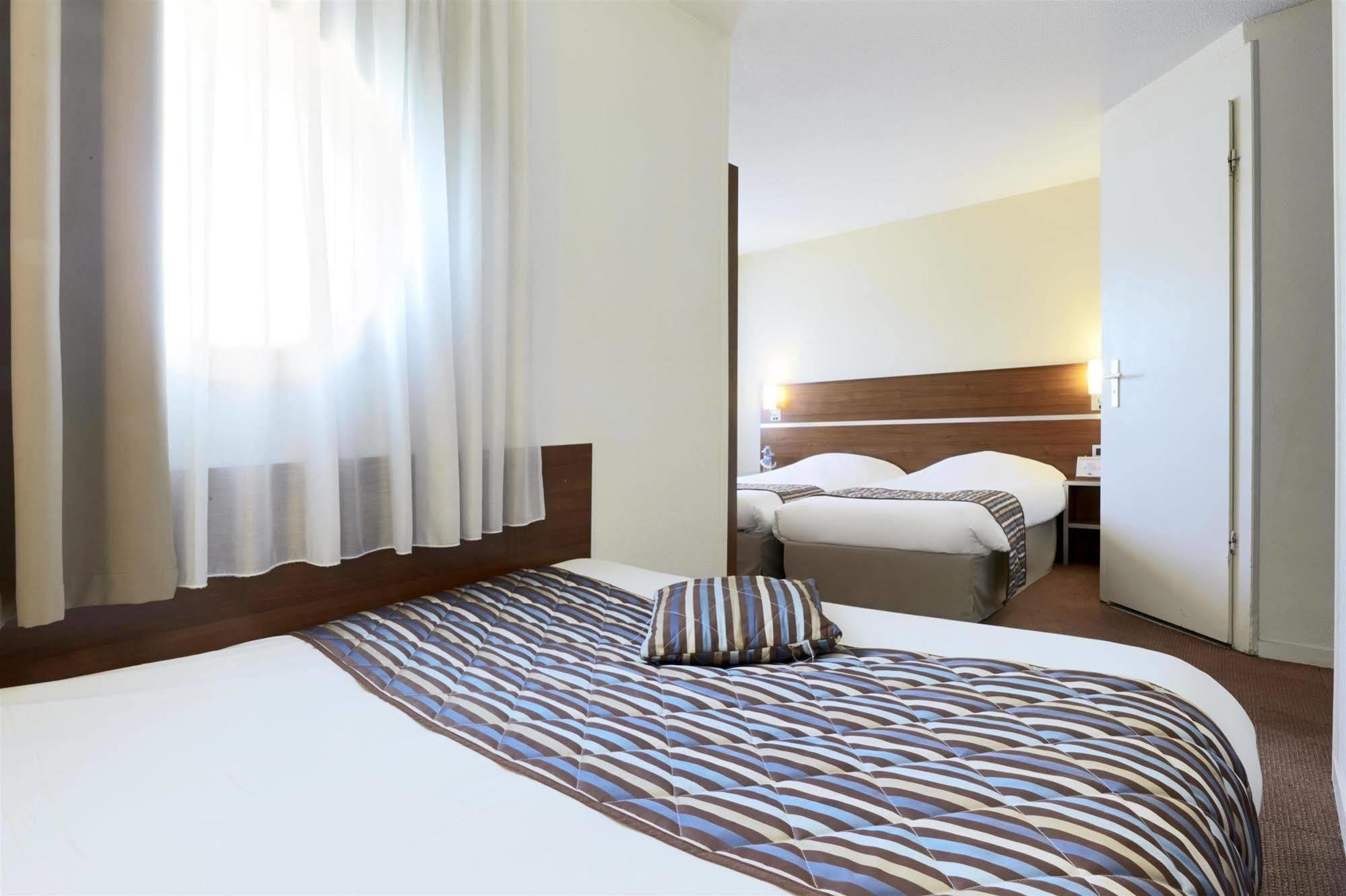 Comfort Hotel Linas - Montlhery Bagian luar foto